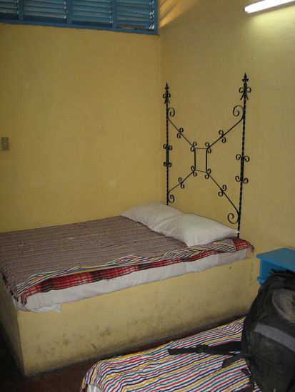 Mein Bett in Stein gehauen!