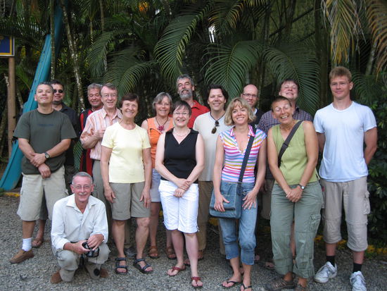 Von Links: Alex der Busfahrer, Matthias, Luigi, Christian, Wolfgang, Gertrud, Angelika, Susanne, Lothar, Jörg, Annette, Gilbert, Luise, Chris, Andreas