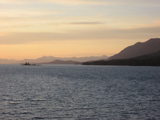 Ausblick von der Fähre auf die Inside Passage
Video: Inside Passage