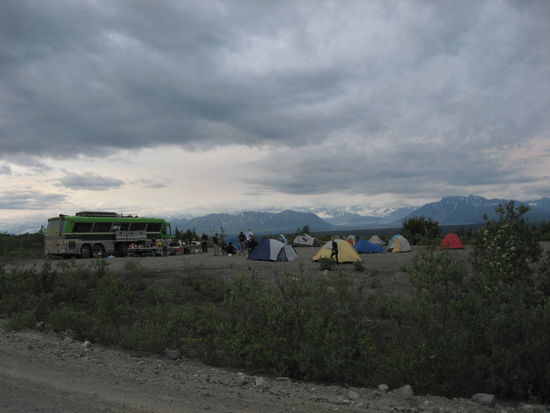 Camping an der Alaska Range
