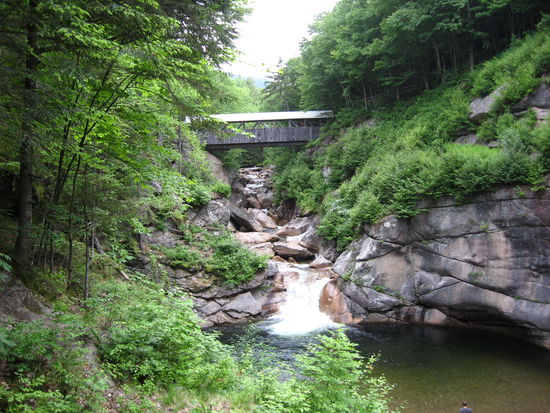 Cover Bridge in der Flume Gorge
