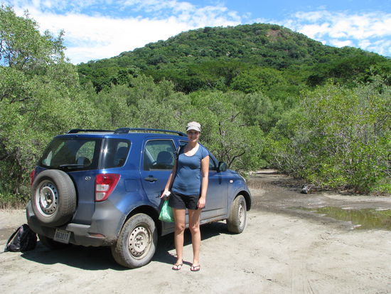 Wir haben es geschafft, sind am Strand.