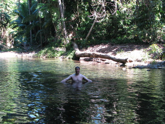 Ich gehe lieber in einem Wasserloch im Daintreepark baden 