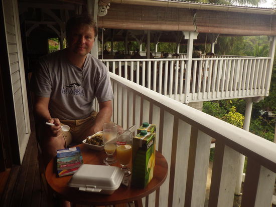 Erst einmal Pause machen auf unserem Balkon