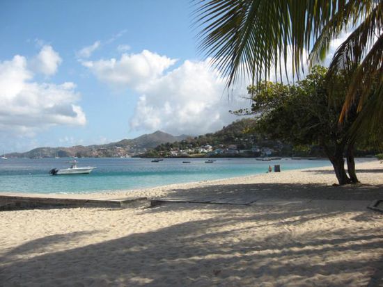 Danach am Grand Anse ausruhen