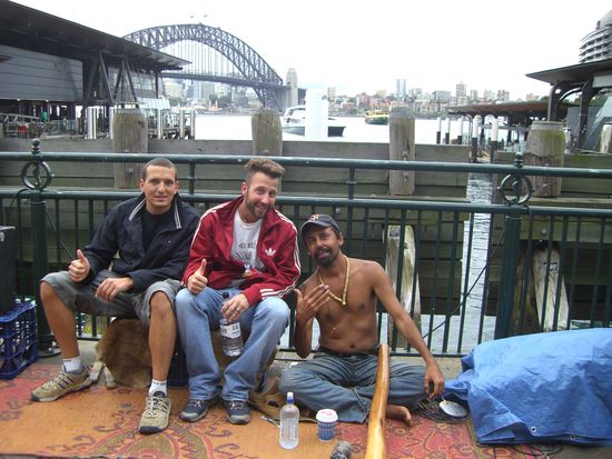 Wir mit dem Digeridoo Man