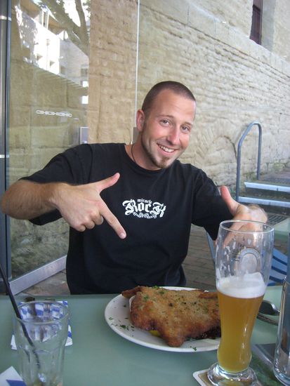 Im Loewenbrau mit german Schnitzel und Hefe! War das geil....