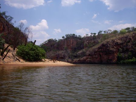2. Gorge