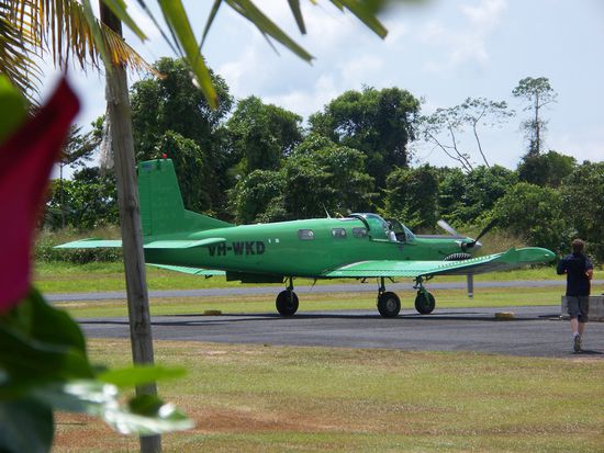 mit diesem Flugzeug gind es hoch hinaus...