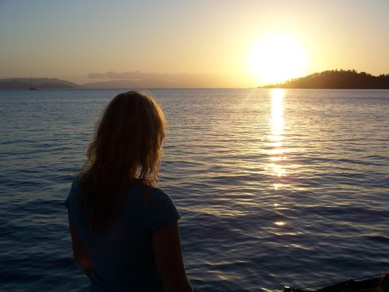 Die Sonnenuntergaenge, die man vom Meer aus betrachtet, sind einfach am schoensten.