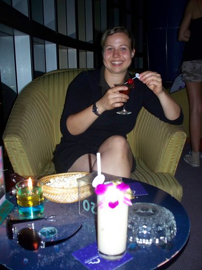 Bei einer Pina Colada und einem Manhatten stiessen wir auf unsere bevorstehende 2-monatige Reise an.