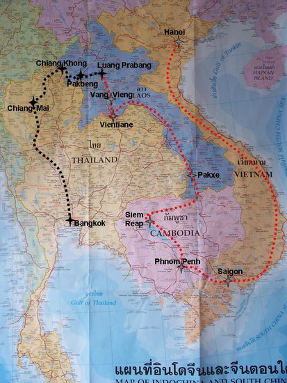 Unsere Route durch Asien: den schwarzen Weg haben wir bereits hinter uns gebracht, die rote Route liegt noch vor uns! Hab extra die Zwischenstopps noch markiert, allerdings noch nicht fuer Vietnam, da unsere Route dort noch nicht feststeht.