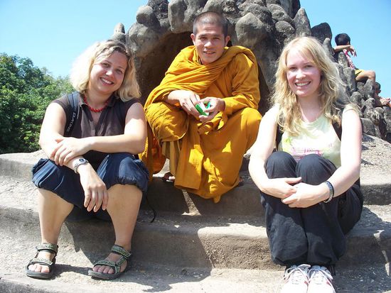 Xai hatte gar kein Problem damit, sich mit uns fotografieren zu lassen, ganz im Gegenteil, er bat mich darum, ihm die Bilder unbedingt per Email zu schicken...