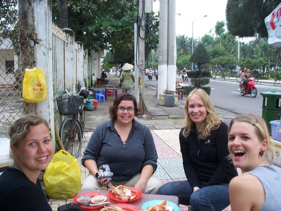 Auch die Maedels waren von der kulinarischen Kost total begeistert.