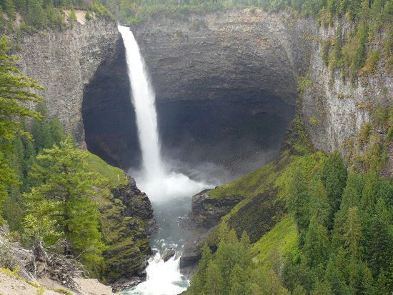 Helmcken Fall
