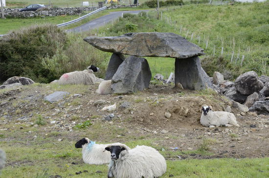 Schutz vor dem Nieslregen. Bewährte irische Methoden.