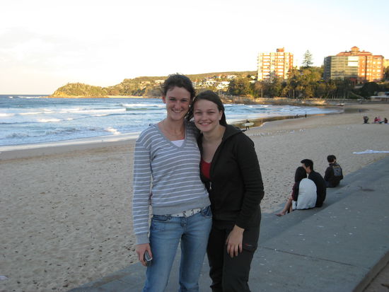 Anna-Karina &amp; Ich am Manly Beach