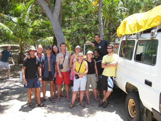 Fraser Island Gruppe
links: Dean, Jenni, Karl, Carrie-Anne, Dean, Kathrin, Ich, Liron, Liron &amp; Martin