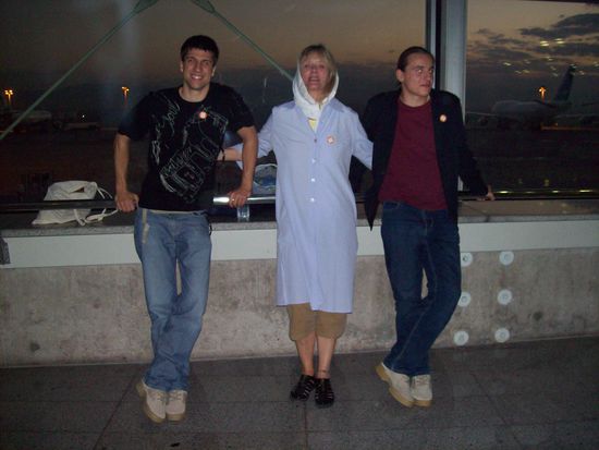 Nettes Outfit... ist bestimmt auch was fuer zuhause...