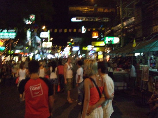 Khaon San Road, hat man ein Bild gesehen, hat man alles gesehen... 
