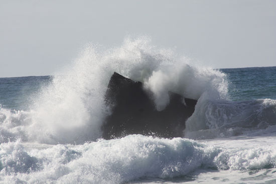 Das ist kein Fels sondern die Überreste von der American Star