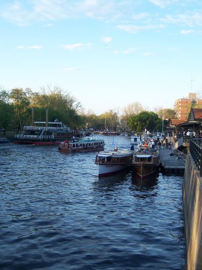 Das ist in Tigre. Ich dachte zur Abwechslung mal nen nettes Landschaftsbild.