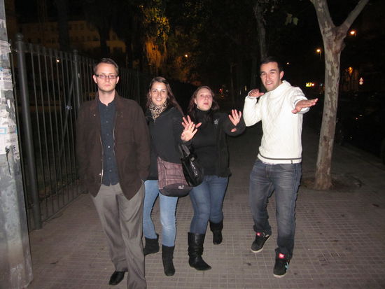 Der letzte Abend geht zu Ende, doch alle sind bestens gelaunt