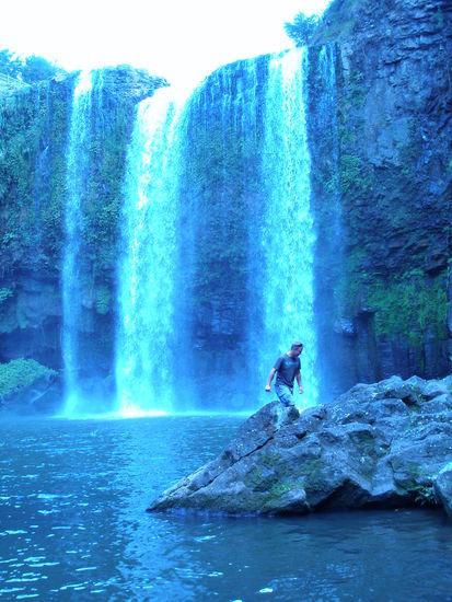 Der Whangarei Wasserfall...hatte eine neue Funktion auf meiner Kamera gefunden ....leider war nach den 10000 Bildversuchen von dem Wasserfall in blau meine Batterie alle und daher habe ich leider nicht mehr Bilder von dem Wochenende! 