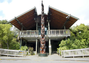 Arataki Visitor Centre...im Waitakere Park!