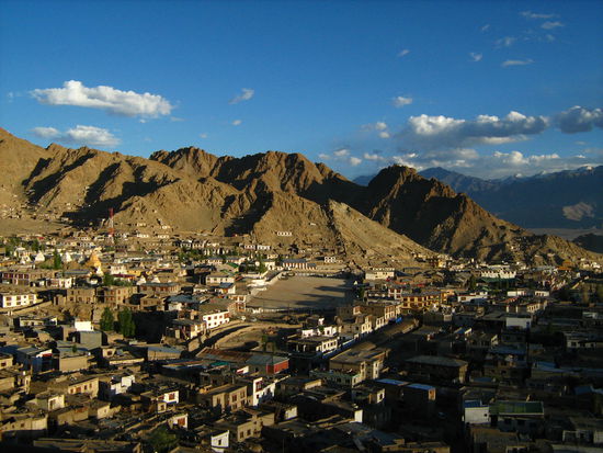 Blick ueber Leh am Abend