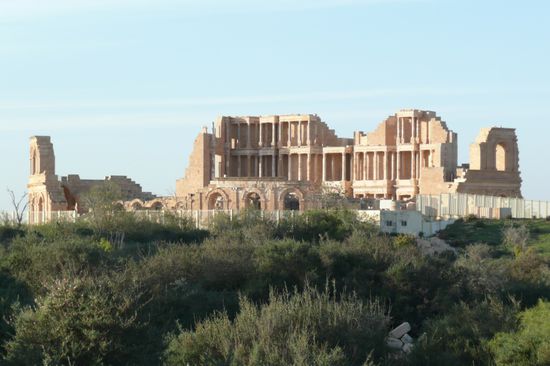 Sabrata, Theater