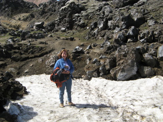 Schnee im Lavafeld