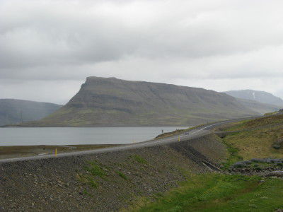 Um den Hvalfjord