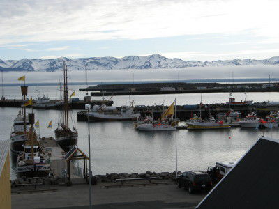 Húsavik am Abend