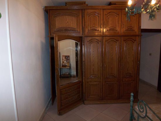 So sieht ein Schrankbad aus von außen