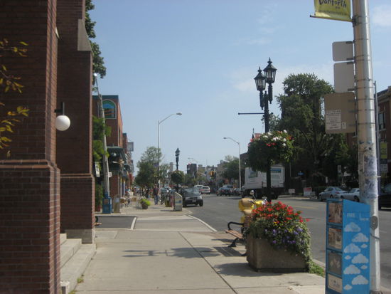 Die Danforth Ave