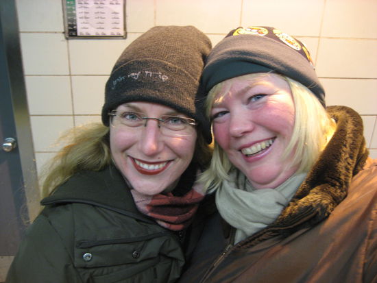 Der Zwerg und das Schaf (bezieht sich auf ihre Mütze)auf dem Weg ins Neue Jahr