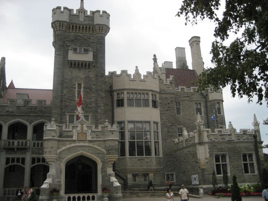 Casa Loma ("Haus auf dem Hügel")