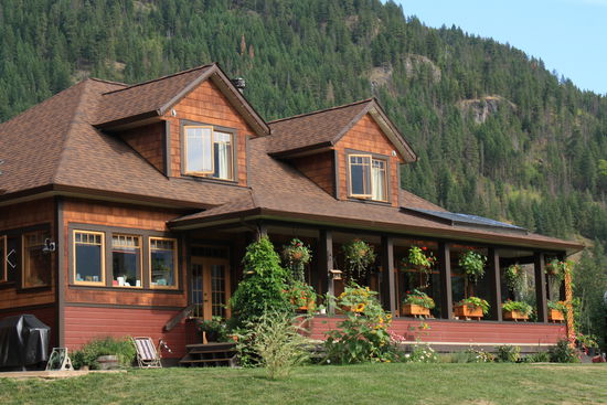 B&amp;B Mara Station