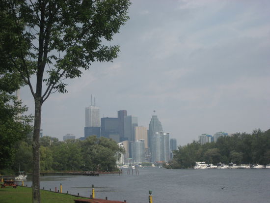 Blick von den Islands auf Toronto