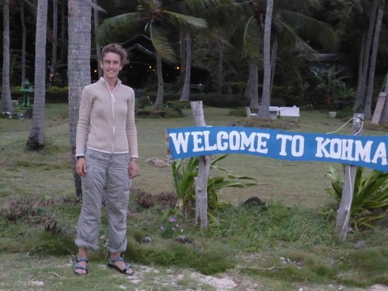 Kerstin auf einer kleinen Insel