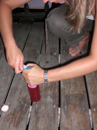 lässig geöffnet....