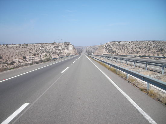 Nix los auf der Gass..
PanAm mit Blick Richtung Sueden.