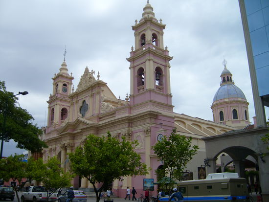 Prunkvolle Kirche in Salta