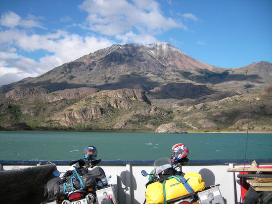 Auf dem Lago General Carrera