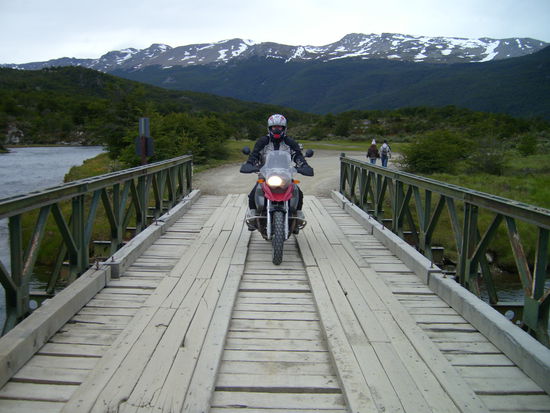 Eine der vielen Brueckenueberfahrten