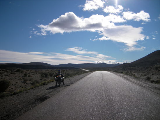 Immer wieder schoene Wolken am blauen Himmel