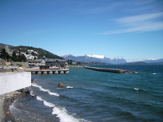 Blick von Bariloche auf die Anden