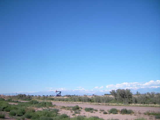 Ölpumpe in der Pampa in Richtung San Rafael