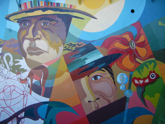 Wandgemaelde an einem Wohnhaus